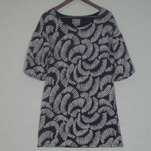 Mauve Black & White Fan Pattern Shift Dress